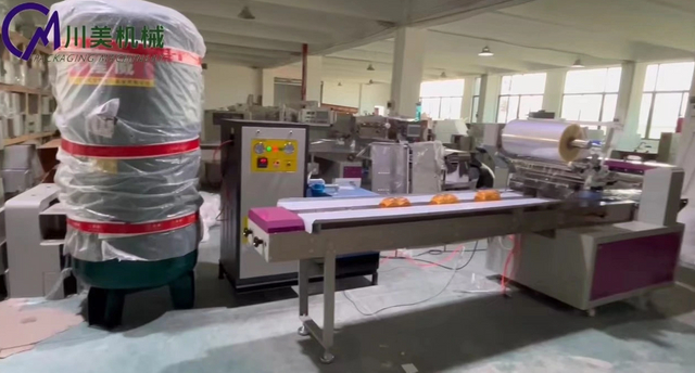 Automatic Nitrogen Filling Sliced Toasts Pillow Packing Machine 