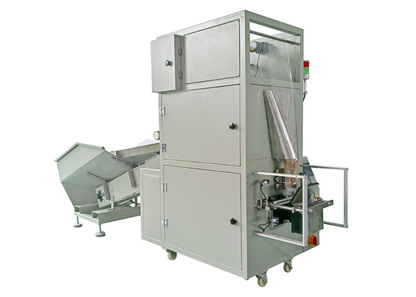 Automatic strench film fruits packing machine